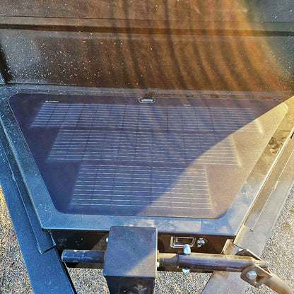 Load Trail 14k Kippanhänger konischer Staukasten Für ein Solar 80W 12V flexibles Solarpanel