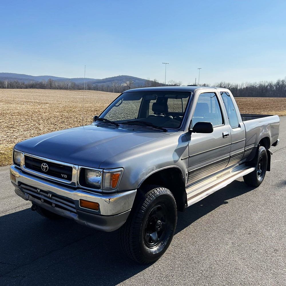 Toyota Pick Up Truck 1994 Lensun 75W Hood Solar Panel