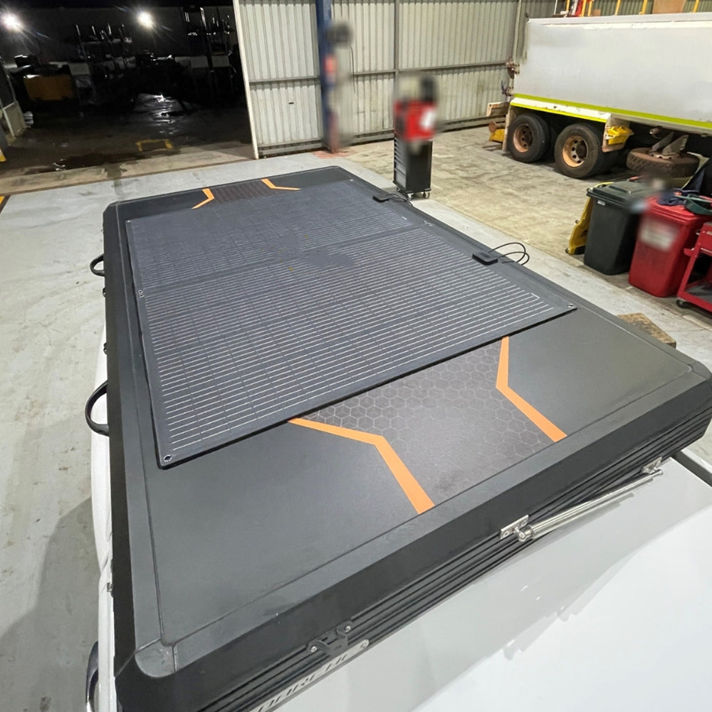 300W (2x150W) Flexibles Solarpanel für Dachzeltmontage